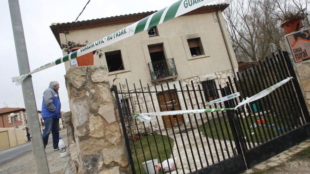 La chispa de una chimenea causa la muerte de seis personas en Tordómar