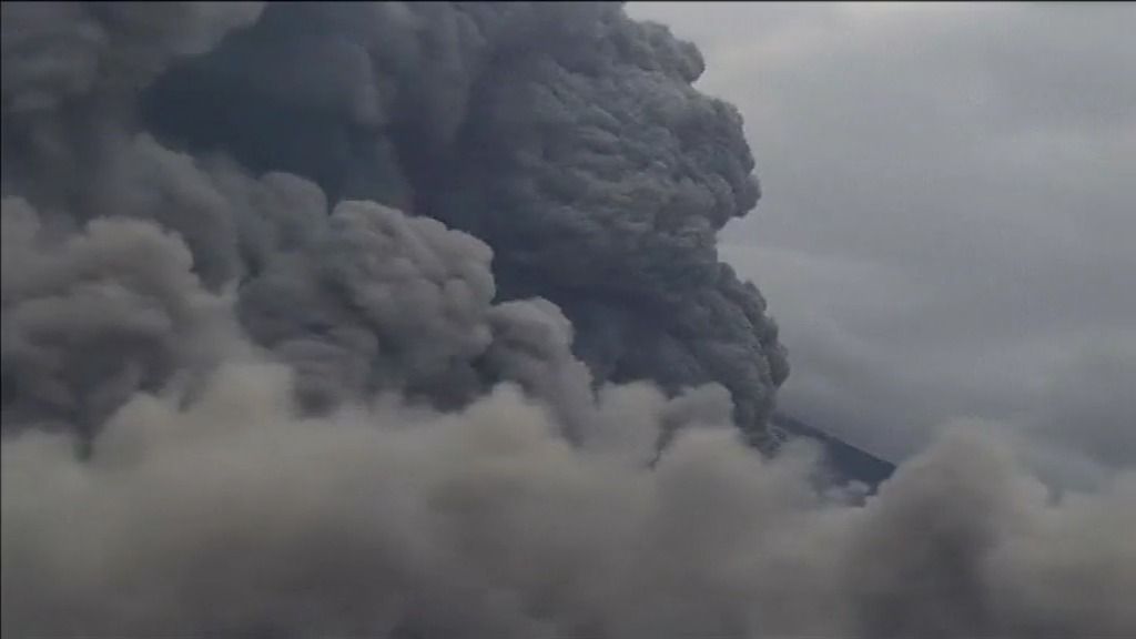 Aumenta la actividad del volcán Colima en México