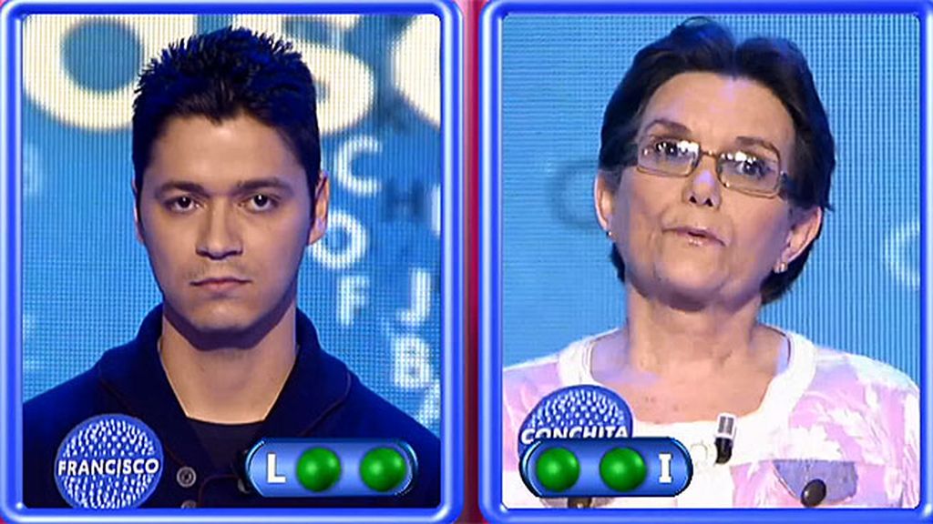 Los nervios le juegan una mala pasada a Conchita y pierde la silla azul