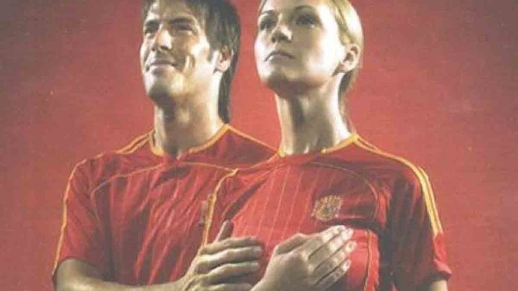 La victoria de la Roja desató la originalidad de los seguidores en facebook