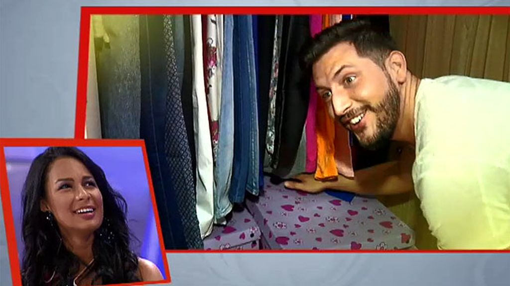 Manu no ha parado hasta que ha encontrado la ropa interior de Ruth