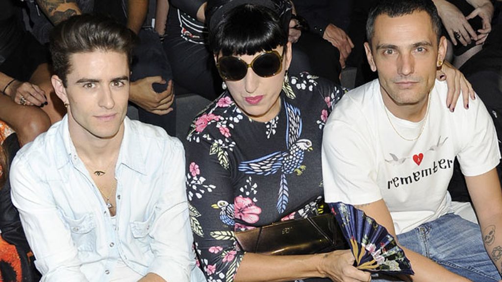 Pelayo Díaz y David Delfin en el desfile de Carlos Díez