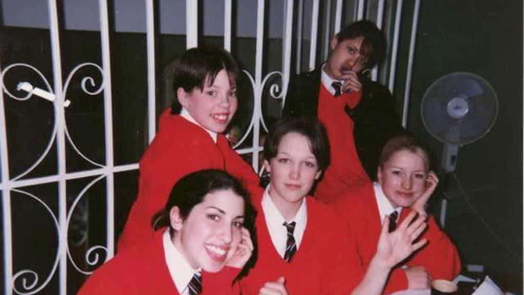 LA CANTANTE AMY WINEHOUSE EN EL AÑO 1990