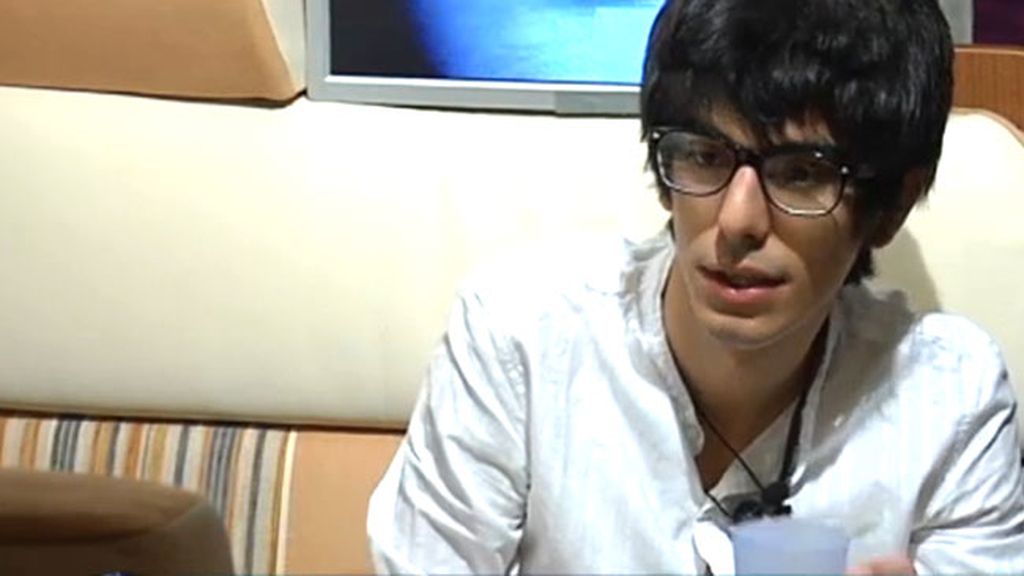 El primer día de los dos nuevos concursantes +1 en su caravana particular