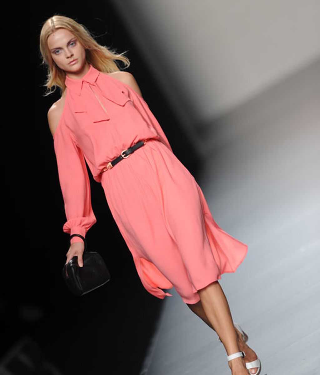 Vuelta a los 50 con Adolfo Domínguez