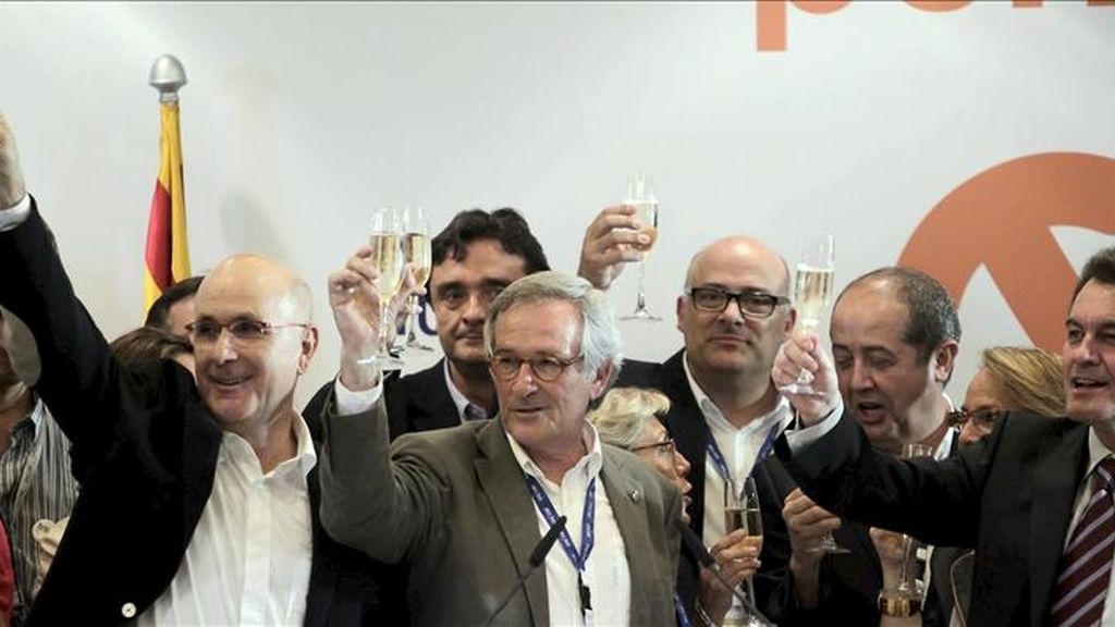 CiU gana la alcaldía de Barcelona. Vídeo: Informativos Telecinco. CiU gana la alcaldía de Barcelona. Vídeo: Informativos Telecinco.