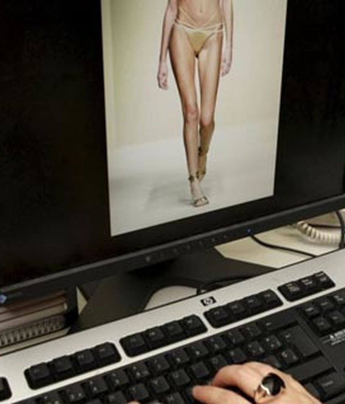 Alertan de un aumento del 470% de páginas en Internet pro anorexia y bulimia. Foto: EFE / Archivo