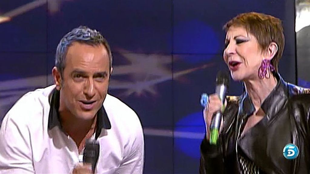La particular versión de 'Colgando en tus manos' de los colaboradores