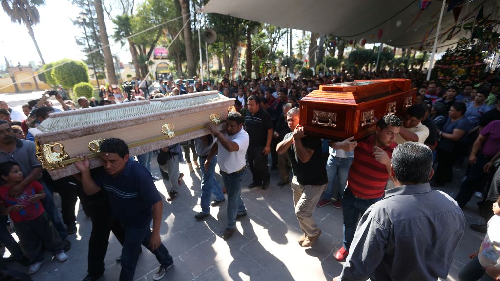 México entierra a los fallecidos en el accidente del mercado pirotécnico