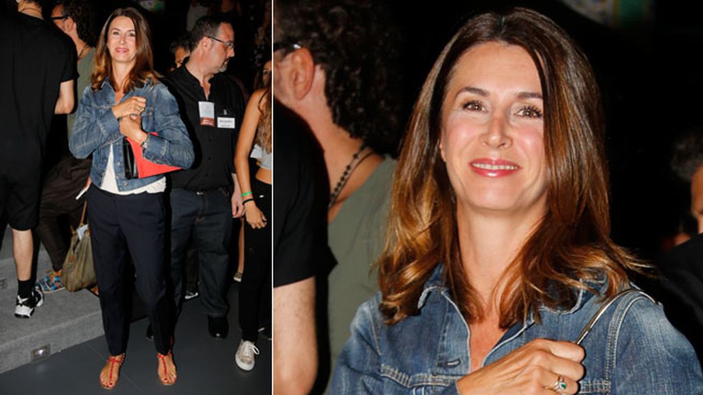 Belén Esteban y los incondicionales de Davidelfin, en el 'front row'