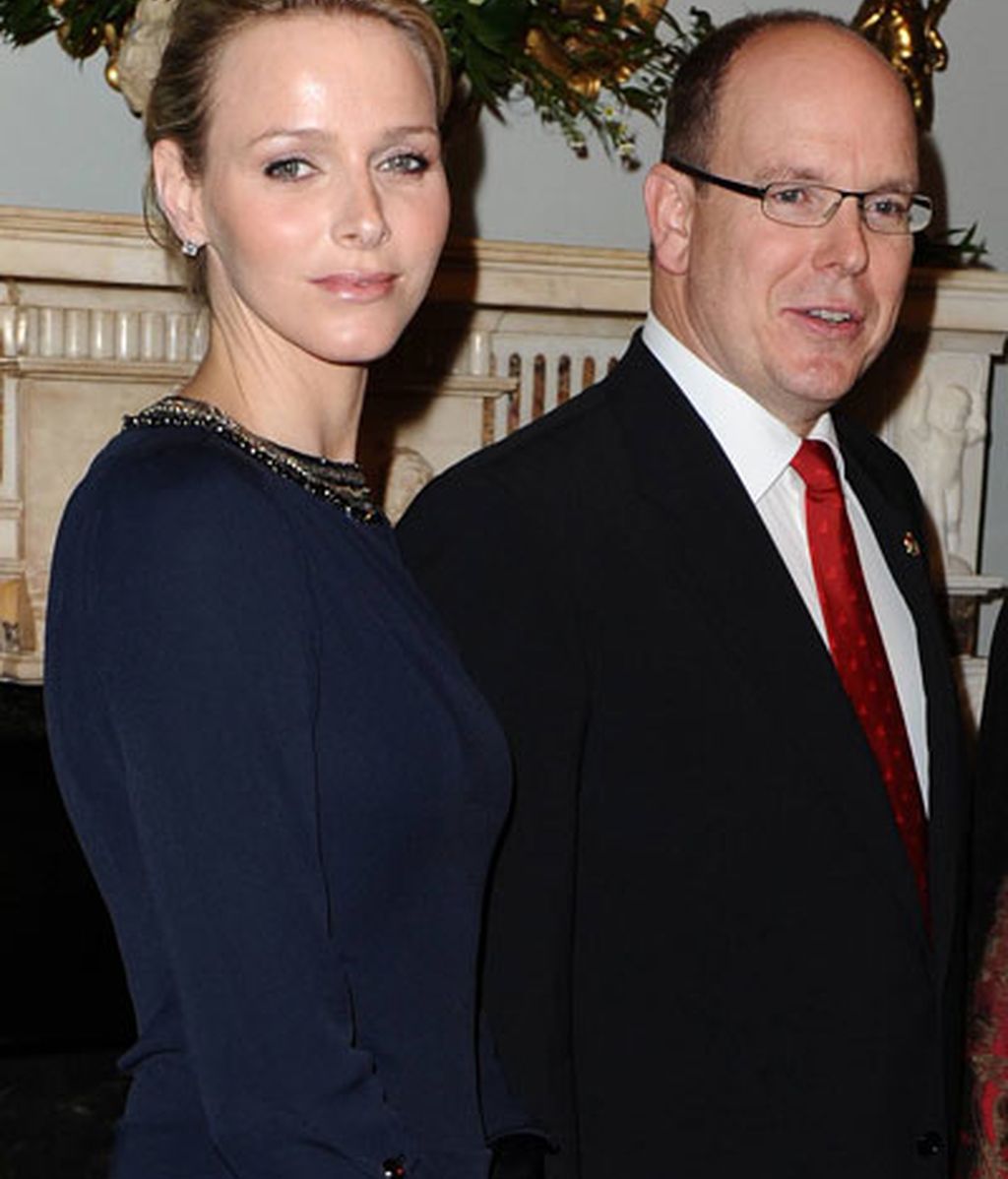 Alberto de Mónaco y su prometida Charlene Wittstock