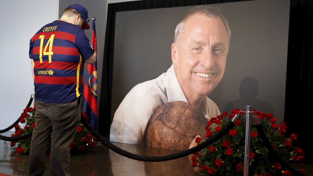 Último adiós a Johan Cruyff en el Camp Nou