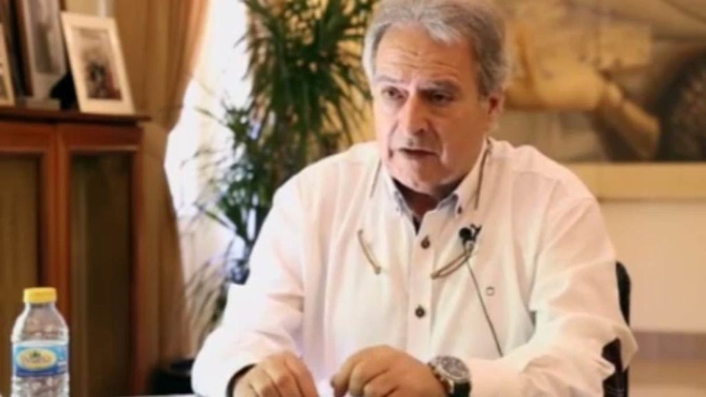 Rus: "Me siento indefenso, me han robado el honor"