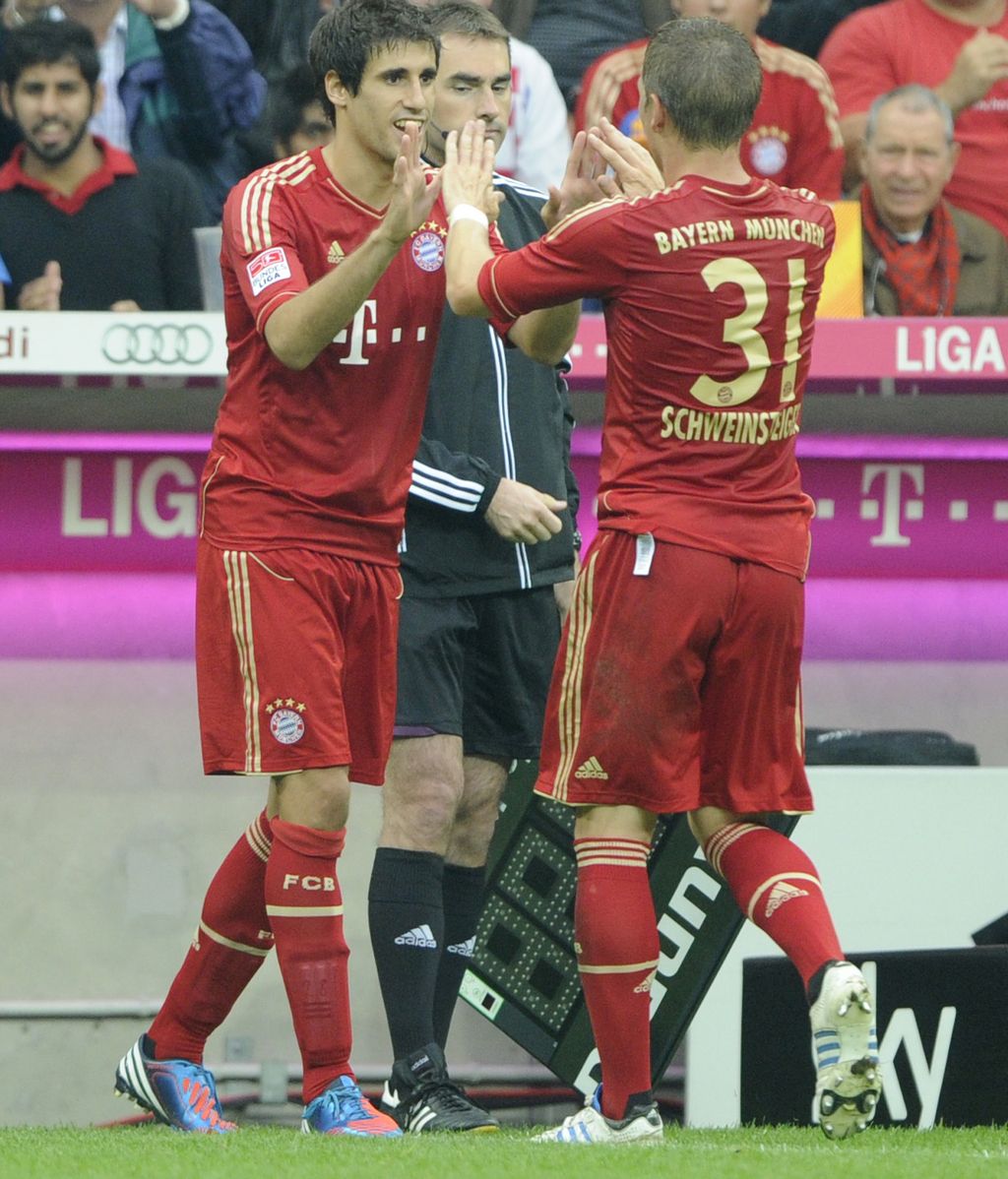 El Bayern golea al Stuttgart en el debut de Javi Martínez