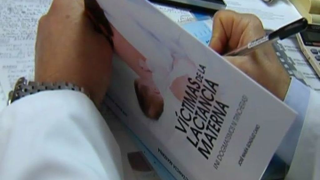 Un libro en contra de la lactancia materna provoca la polémica