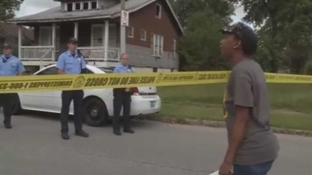 Un joven negro, crítico tras ser tiroteado por la policía en Estados Unidos
