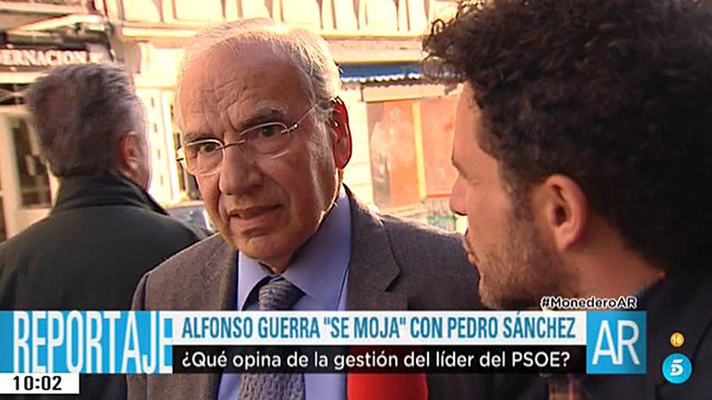 Alfonso Guerra, a Miguel Rabaneda: "Pedro Sánchez lo está haciendo muy bien"