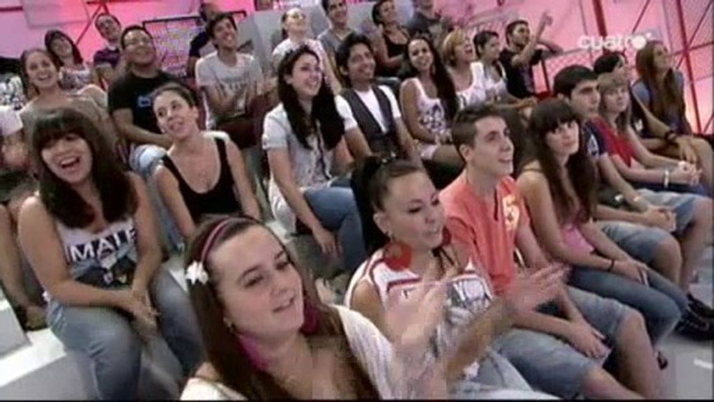 Asqueroso castigo para Lorena e Ingrid