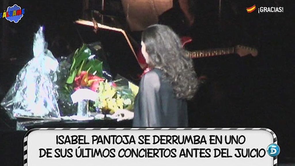 La cantante no puede evitar las lágrimas