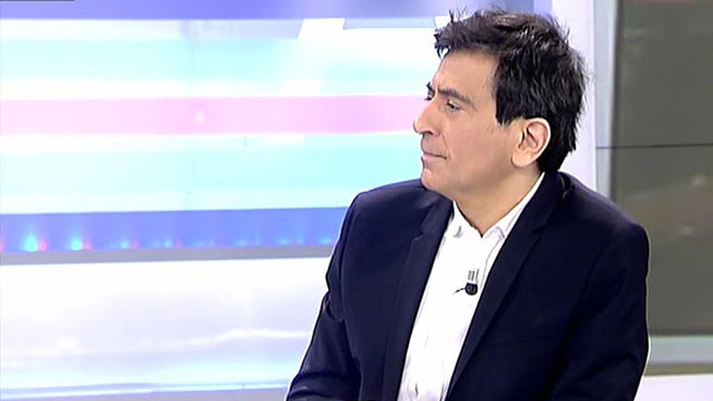 Arcadi cambia de look: "Es un acto político, los periódicos están llenos de greñas"