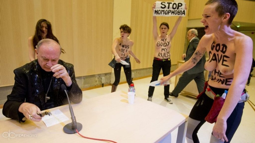 FEMEN acusa a la Iglesia Católica de incitar al odio y la homofobia