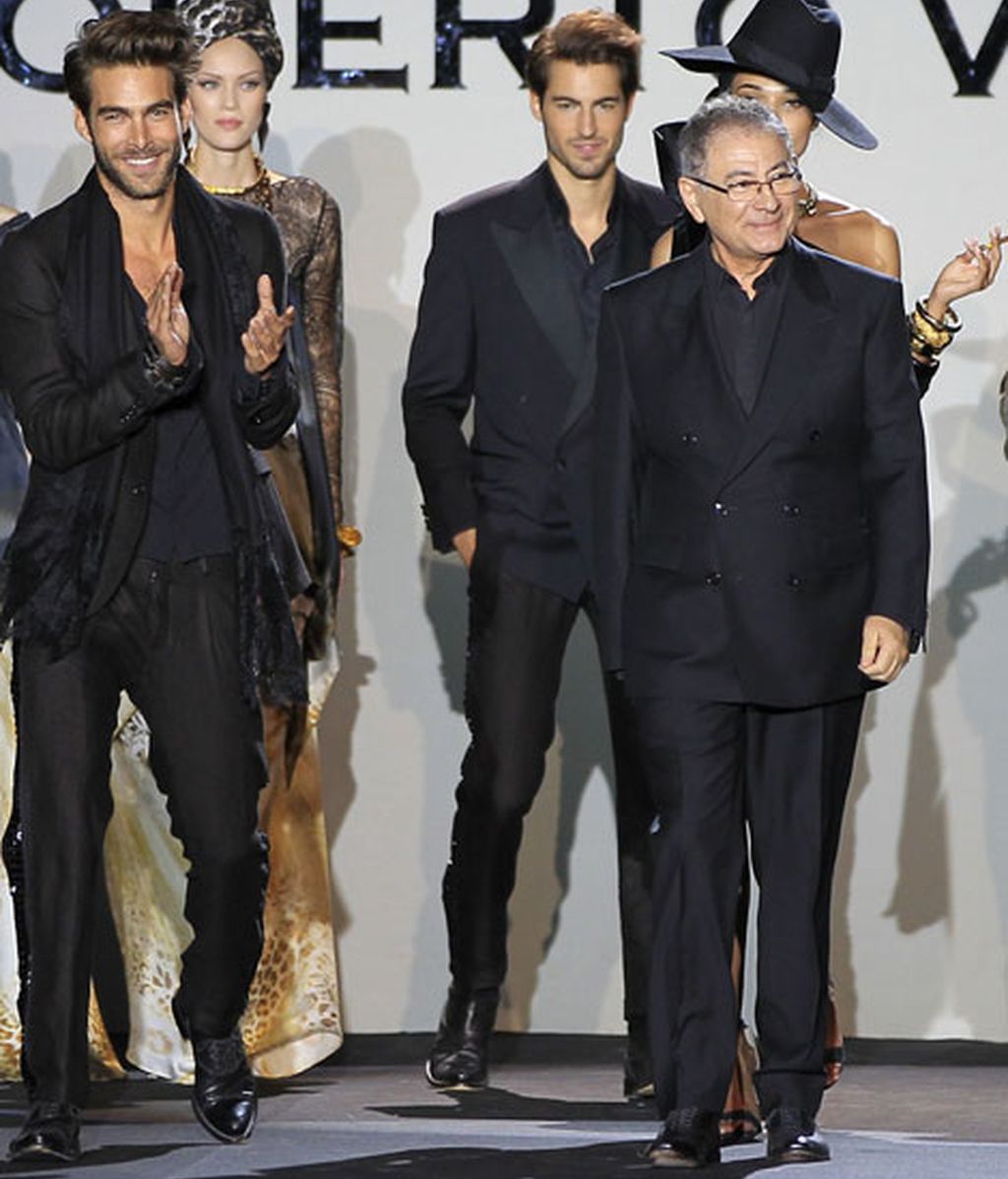 Kortajarena pone el broche a la sensualidad tribal de Roberto Verino