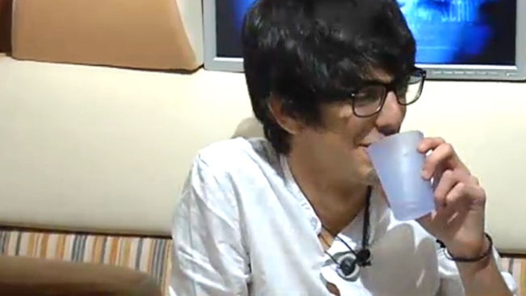 El primer día de los dos nuevos concursantes +1 en su caravana particular