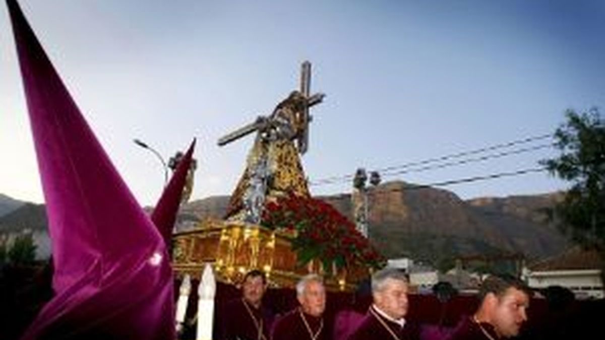 Imagen del Nazareno en una procesión. archivo EFE