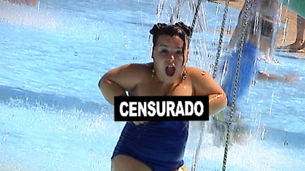 ¡Chiqui al agua!