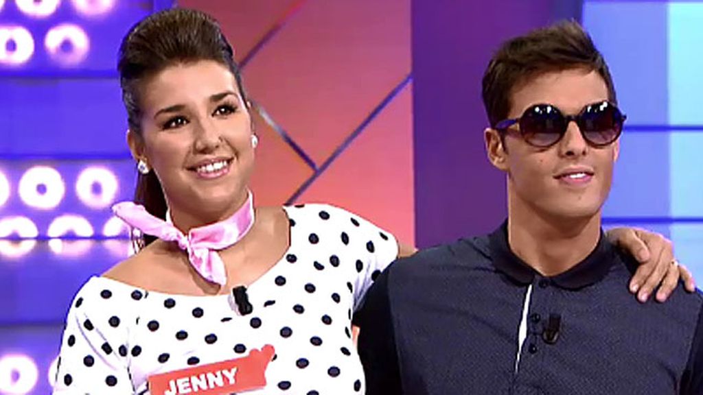 Jenny se equivoca de década y se viste de 'Grease' en el reto