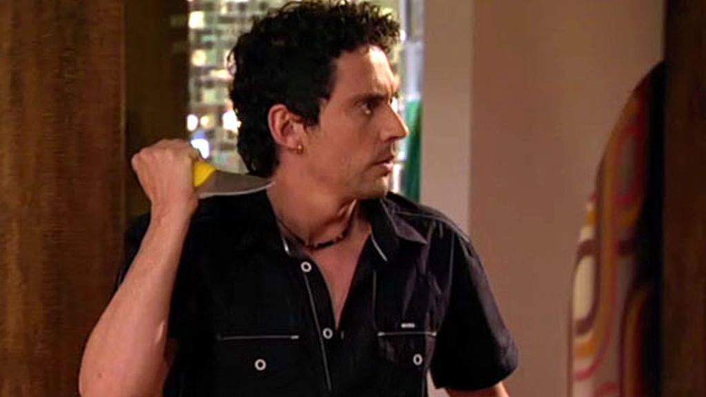 Luisma se enrolla con una cleptómana