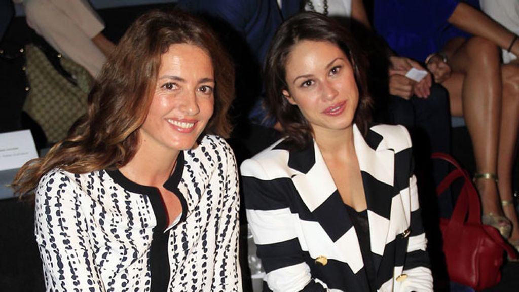 Ana Fernández, Helen Lindes y Marta Etura, guapas en el 'front row' de la FWM