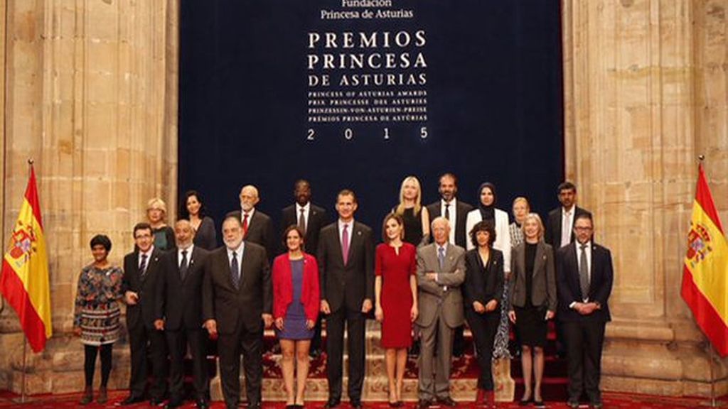Los Reyes reciben a los galardonados con los Premios Princesa de Asturias