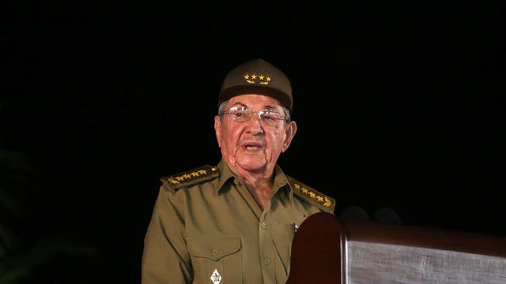 Raúl Castro: "Fidel nunca quiso que se usara su nombre para una plaza o calle"