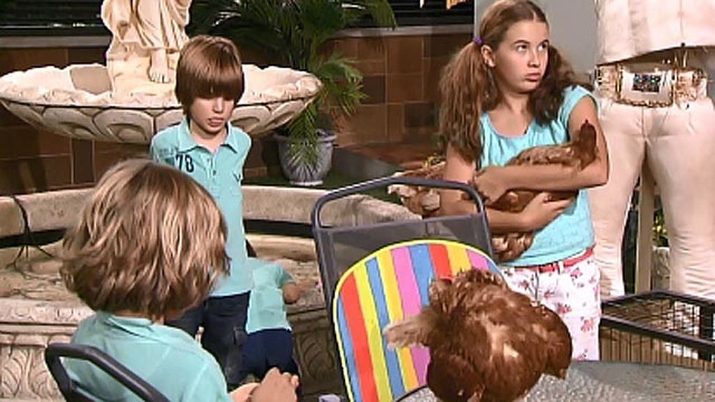 Araceli vuelve después de su aventura con el brasileño