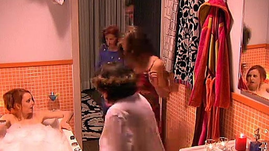 ¡Judith, en paños menores!