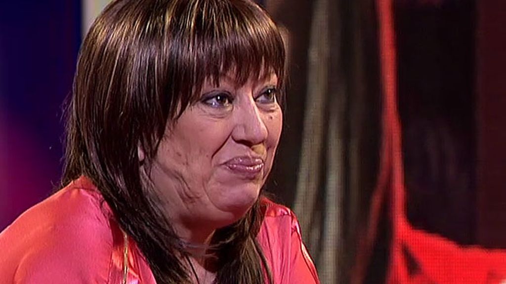 El cantante, conmovido con la historia de Marifé