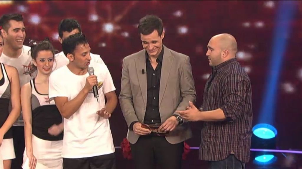 ¡El representante del jurado popular se apunta a un bombardeo!