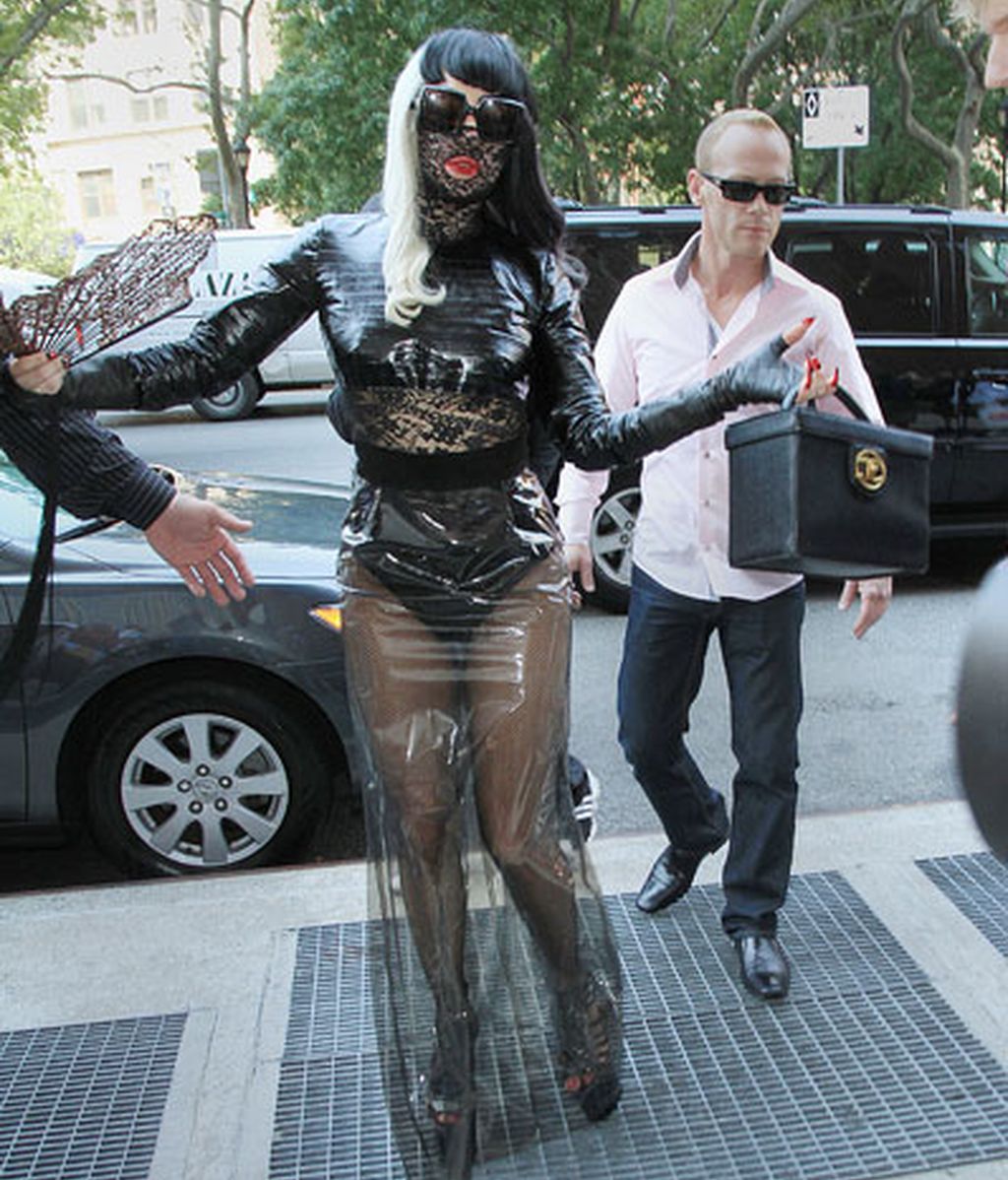 Lady Gaga se 'esconde'