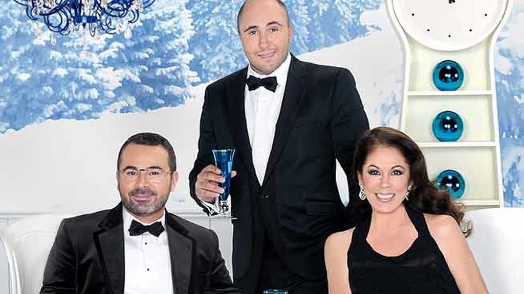 Isabel, Kiko y Jorge Javier ya brindan juntos por el 2012