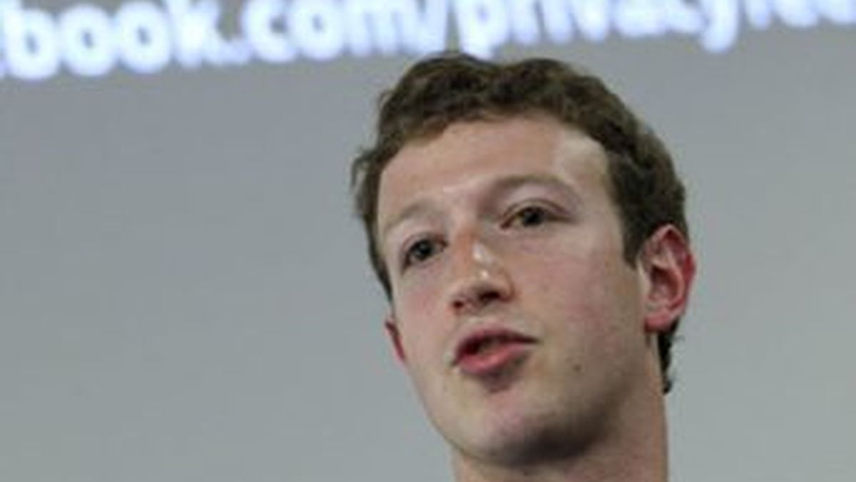 Mark Zuckerberg pretende conseguir aflojar la normativa sobre privacidad para que los niños de entre 13 y 14 años puedan tener perfil en Facebook.
