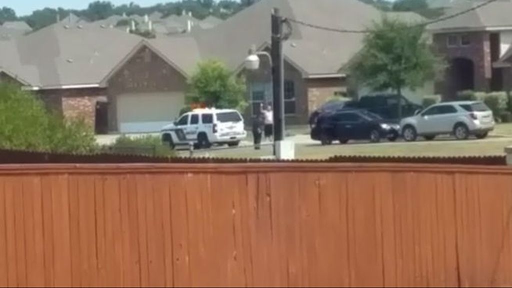 La Policía de Texas dispara a un hombre desarmado tras poner las manos en alto