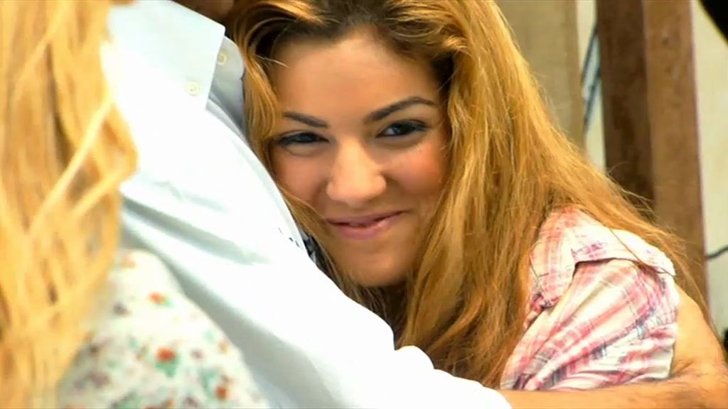 Yuna, la cibernovia de Luis