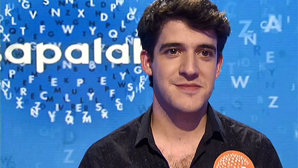 Los tres fallos de Aurora decantan la victoria del lado de David en un rosco muy igualado