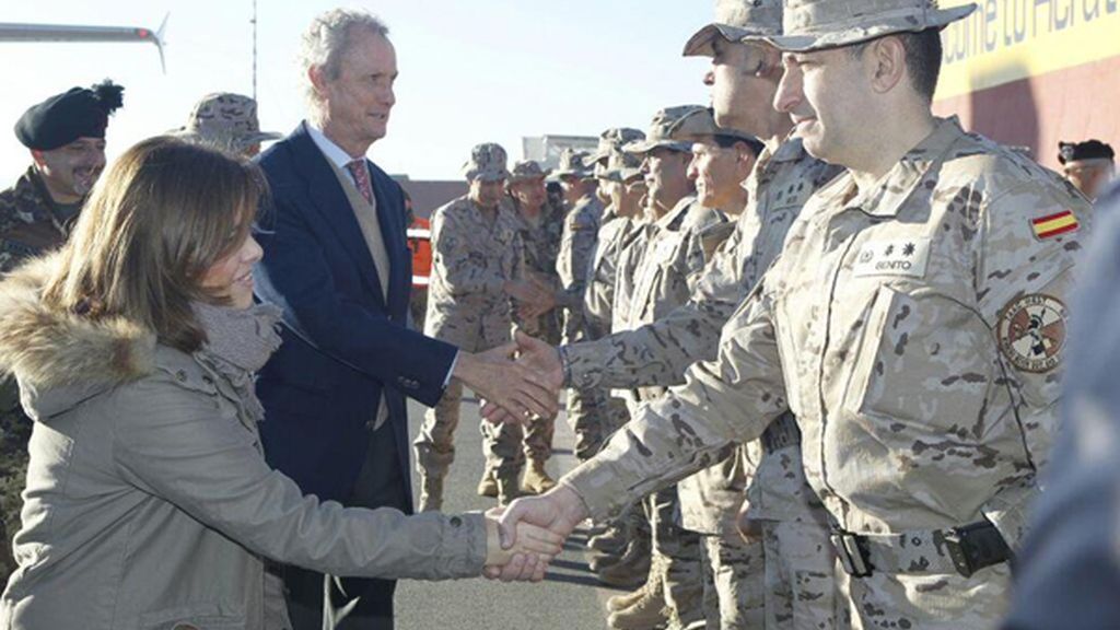 Brindis de la vicepresidenta con las tropas españoles destacadas en Herat