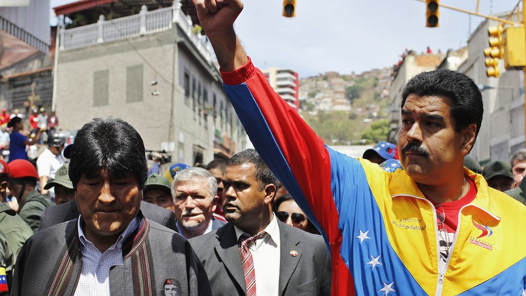 Traslado del féretro de Chávez a la Academia militar en Caracas