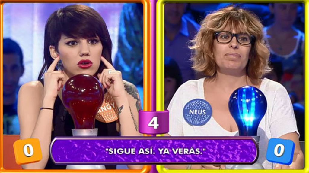 Neus, a Christian, en 'la pista musical': "Mira, voy a arriesgarme: ‘Cumpleaños feliz’"