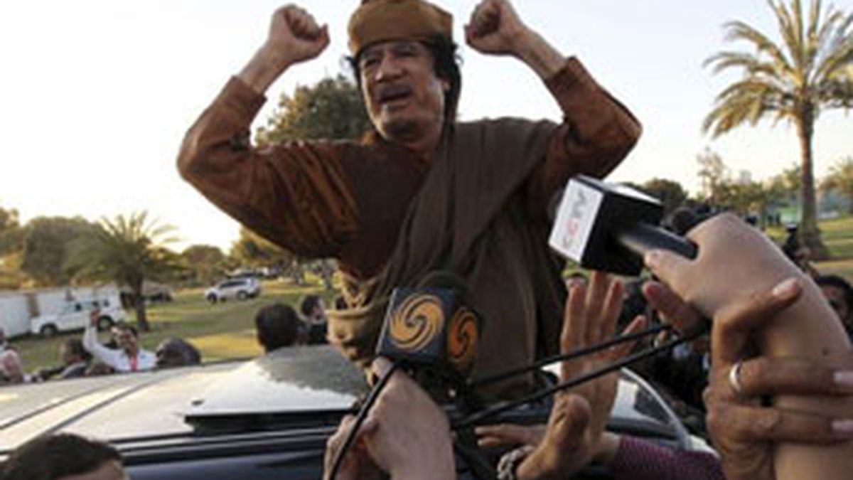 Los rebeldes exigen la salida de Gadafi. Vídeo: Informativos Telecinco