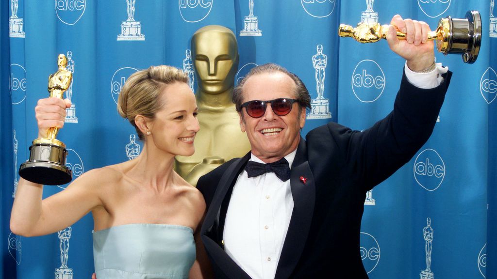 Helen Hunt y Jack Nicholson celebran sus premios por 'Mejor Imposible' en 1997