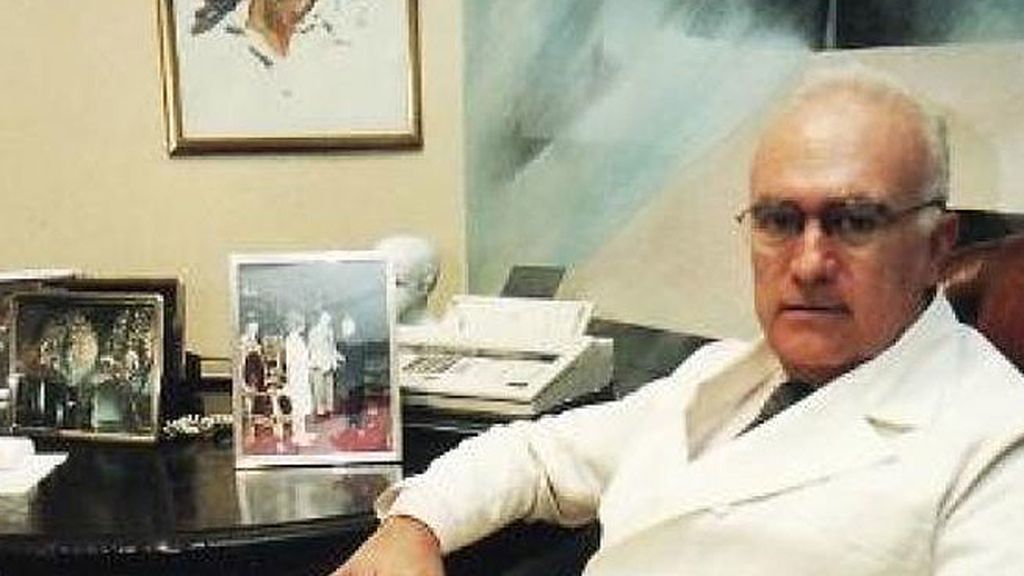 El doctor Criado podría ser acusado de intrusismo profesional, según Ángel Moya